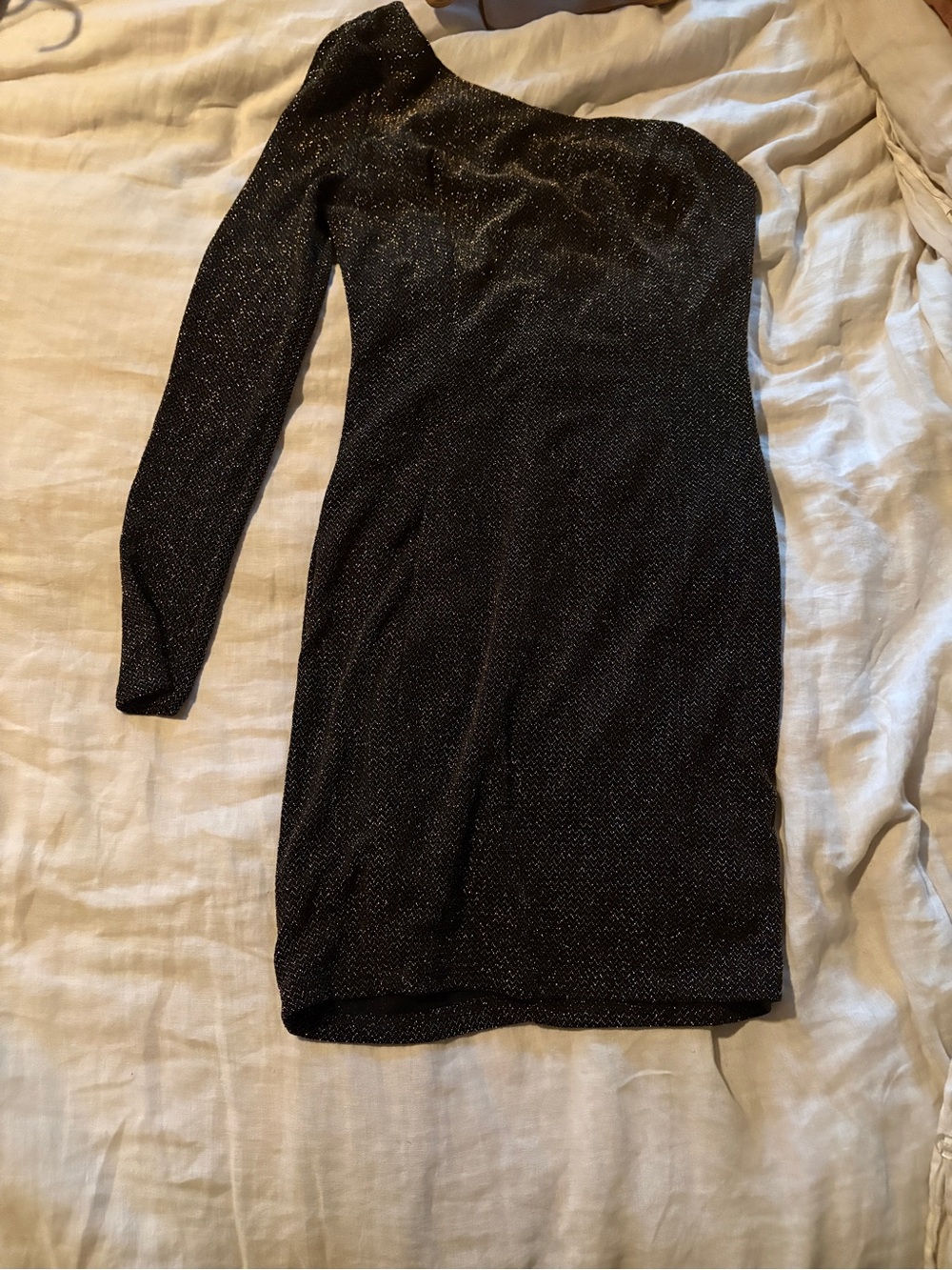 Nikibiki One-Shoulder Black Sparkle Cocktail Dress